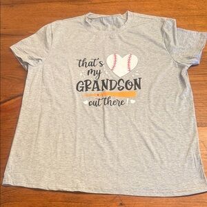 SHEIN Gray Graphic Tee - Short Sleeve